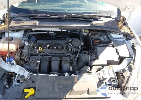 2015 Ford Focus Se z USA, uszkodzony, nr VIN 1FADP3F21FL314051